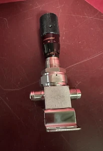 Fujikin Diaphgram Valve - Picture 1 of 7