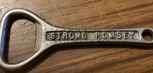 Vintage Flaschenöffner "Strong Romsey, Be A Strong Man" aus Metall. - Bild 1 von 4