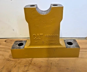 Genuine CAT Caterpillar 3599905 283mm Track Carrier Roller Support D10 Bulldozer - Picture 1 of 9
