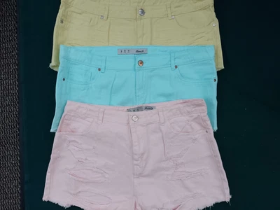 3 pairs of Denim & co shorts, hotpants + size 16 (Yellow, pink, light blue) - Image 1 of 4