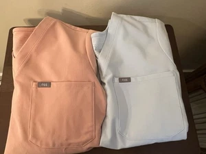 2 FIGS Technical Collection - Women’s V-Neck Scrub Shirts - Size Small - Picture 1 of 10