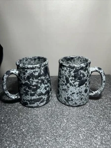 Pair of Bennington Pottery Black on Slate Tankard Mugs ‘S1’ - Picture 1 of 8