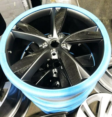 4X Jaguar F-TYPE Carbon Blade 20 Zoll. Complete Set With Pirelli Winter Tyres - Bild 1 von 2