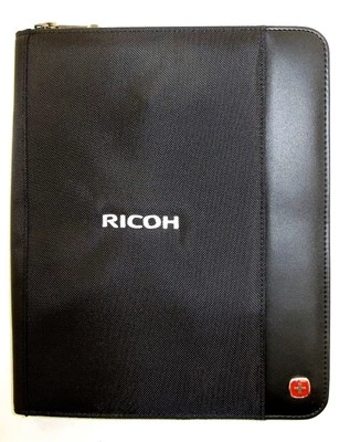 NEW Wenger 'Domain' 10" Zippered Tablet/eReader Case  Black w/Logo - Image 1 of 4