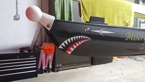 Calcomanía de vinilo dientes de tiburón barco kayak canoa remo boca de tiburón - Imagen 1 de 8