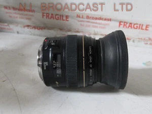 Canon prime lens ef 85mm 1:18 - Picture 1 of 9