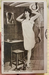 The Water's Fine RISQUE Postkarte Nr. 1234 mit Serie 1902 Franklin 1 Cent Briefmarke - Bild 1 von 3