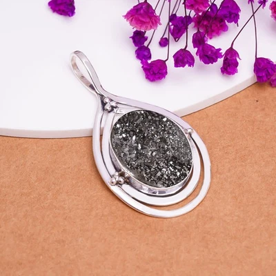 Colgante fresco de plata de ley 925 maciza con piedras preciosas de ágata de titanio negro V8259 Foto 1 de 4