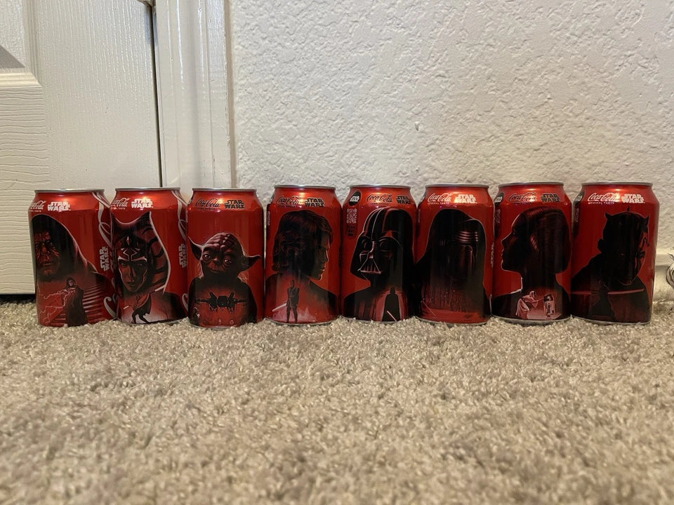 8 запечатанных банок Star Wars Coca Cola — РЕДКИЙ ПОЛНЫЙ НАБОР БАНОК ОБЫЧНОГО РАЗМЕРА - Изображение 1 из 1