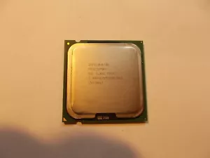 Intel Pentium 4, 531, 3GHz/1M/800, SL8HZ, #Su _80 - Picture 1 of 2