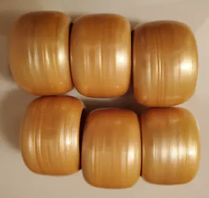 Vintage Aukey Bakelite Plastic Acrylic Napkin Rings Set of 6 Butterscotch Round - Picture 1 of 2