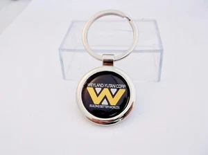 ALIENS WEYLAND-YUTANI CORP BADGE SYMBOL KEYFOB KEY FOB KEYRING CHAIN GIFT - Foto 1 di 3