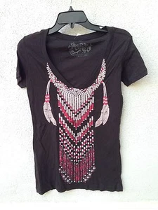 $37 NEW Five Crown Black Native Indian Feather Graphic V Neck T Shirt - Picture 1 of 2