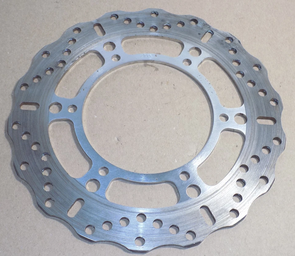 Rotor de freno trasero Ducati ST4 ST3 ST2 1000SS Monster 1000 900 800 750 695 620 GT Foto 1 de 2