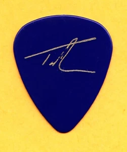 Tim McGraw Signature Dark Blue/Gold Tour Guitar Pick - Picture 1 of 1