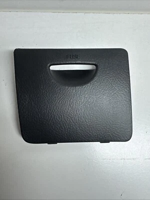 Kia Spectra 5 2009 interior panel de fusibles cubierta puerta negro Foto 1 de 4