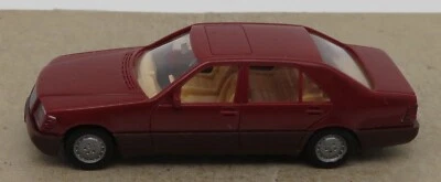 Occasione WIKING Ho 1/87 Mercedes Benz 500 Sale Limousine Rosso Scuro #15850 - Immagine 1 di 4