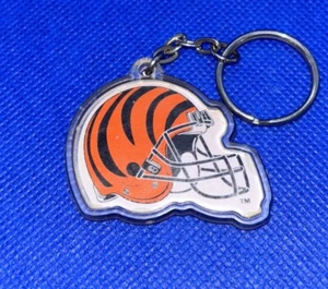 Vintage Cincinnati Bengals NFL Plastic Keychain Key Chain Souvenir | Orange - Picture 1 of 5