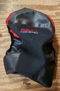 Ducati Monster 696 / 796 / 1100 08-14 Volcano Design Saddle Cover - Foto 1 di 5