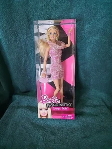 Barbie Fashionistas Swappin' Styles 2010 bambola glam nuova con scatola #V4380 - Foto 1 di 6