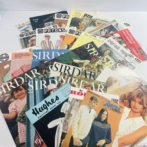 29 X Vintage Patons / Sirdar Women/Mens / Children Knitting Patterns Lot - Picture 1 of 24