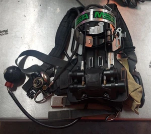 Arnés MSA Firehawk M7 SCBA + Máscara Ultra Elite MSA + Comms - Imagen 1 de 12