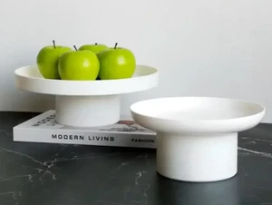 Elegant white or black fruit tray for your table - Picture 1 of 6