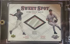 2001 Upper Deck mike piazza / Derek Jeter Sweet Spot Game Used Base - Picture 1 of 2