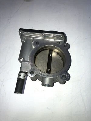 GENUINA LEXUS RX HYBRID RX 450H 2016–EN VÁLVULA DE CARROCERÍA DEL ACELERADOR 22030-31090 Foto 1 de 4