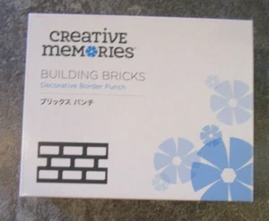 Creative Memories Building Bricks Decorative Border Punch - Promo - 2022 NEW - Picture 1 of 2
