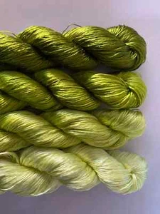 Green100%mulberry hand-dyed wrapping velvet flower Twistless nosplit silk thread - Picture 1 of 10