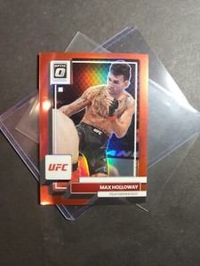 2023 Panini Donruss Optic UFC Max Holloway Red Prizm 106/199 Featherweight #21