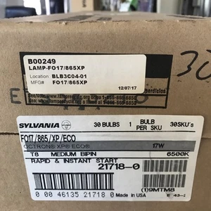 (30) Sylvania 21718-0 Octron T8 Medium Bipin Fluorescent Light Bulb 17W - Picture 1 of 2