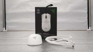 Razer Viper V3 Pro Wireless Esports Gaming Mouse: Symmetrical *WIRED ONLY - Picture 1 of 5