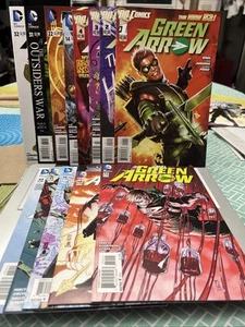 DC New 52 Green Arrow #1-4,14,22,31-33,44-46,50,52 ( 14 Comics - Picture 1 of 1