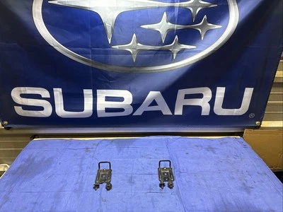 SOPORTE MONTAJE ASIENTO TRASERO SUBARU IMPREZA WRX STI 2008-2014 Foto 1 de 4