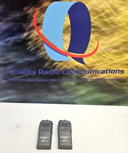 RADIO BIDIRECCIONAL DOS MOTOROLA HT750 136-174 MHz VHF 16 canales AAH25KDC9AA3AN - Imagen 1 de 5