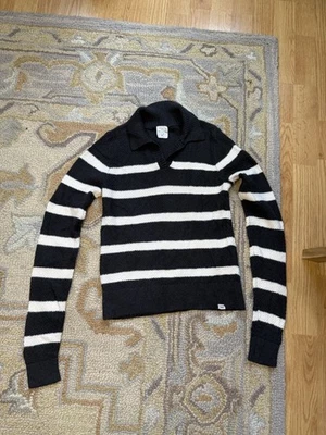 Ambercombie Kids Girls Size 11-12 Stripes Long Sleeve Shirt Blue And White - Image 1 of 4