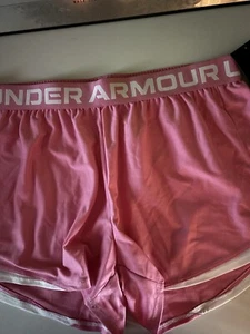 Pantaloncini da allenamento donna Under Armour, nuovi con etichette grandi (2414) - Foto 1 di 8