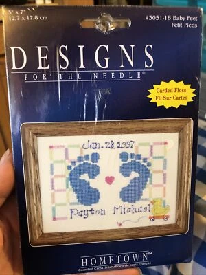 Kit de punto de cruz: registro de nacimiento de pies de bebé, rosa o azul recién nacido 5x7 Foto 1 de 4