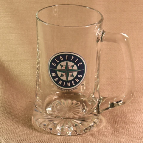 MLB Seattle Mariners Glass 1 Quart Beer Mug With Mariners Emblem Cover
