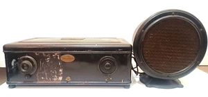 1929 ANTIQUE ATWATER KENT TUBE RADIO MODEL 47 w/ WIRED SPEAKER POWERS UP! HEAVY! - Picture 1 of 9
