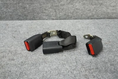 Conjunto de hebillas de cinturón de seguridad trasero Lexus 2016 Is200 T Is300 Is350 OEM Foto 1 de 4