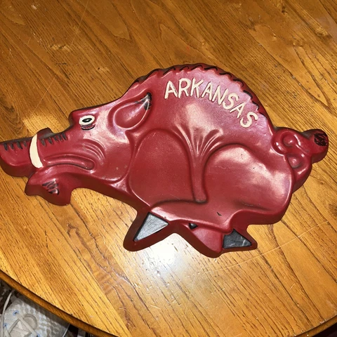 Vintage ARKANSAS RAZORBACK CHALKWARE Wall Plaque Chalk Cover