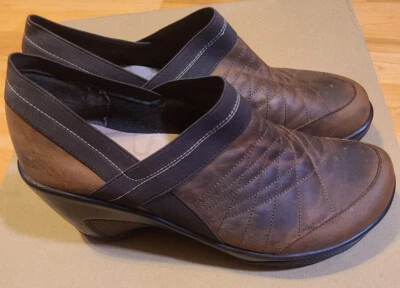 Zuecos de tacón de cuña de cuero marrón Jambu J-41 Adventure On Paris, para mujer talla 9,5 M Foto 1 de 4