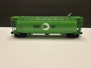 Atlas 3001440-2 Cargill Salt 3-Bay Cylindrical Hopper #62810 - O Gauge - Picture 1 of 5