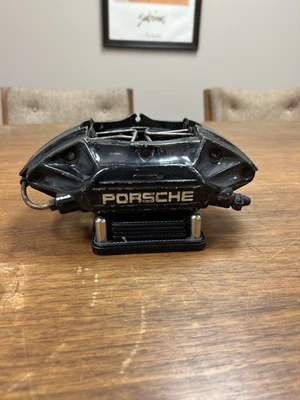 Pinça de freio traseira PORSCHE genuína Brembo 944 Turbo 20.4558.00 20.4557.00 - Imagem 1 de 4