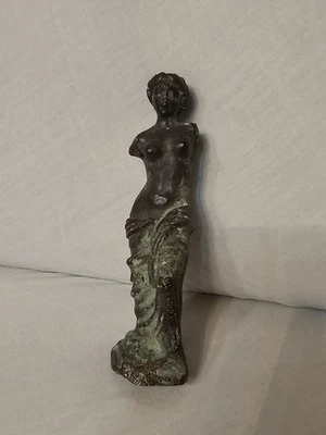 Venus De Milo Sculpture Aphrodite Goddess Solid Patina Bronze Color Metal 5.5” - Bild 1 von 4