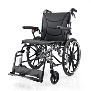 Sedia a rotelle pieghevole usata | manuale, leggera, stabile | circa 90% come nuova - Foto 1 di 10