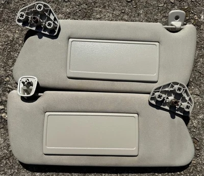 Par de parasoles grises para conductor y pasajero Hummer H3 2006-2010 OEM Foto 1 de 3